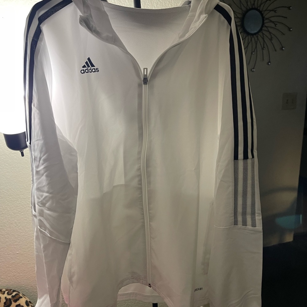 Adidas zip up jacket size large, never worn in excellent condition color white